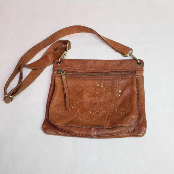 Fossil Handbags - Fossil Long Live Vtg Pebbled Leather Shoulder Bag